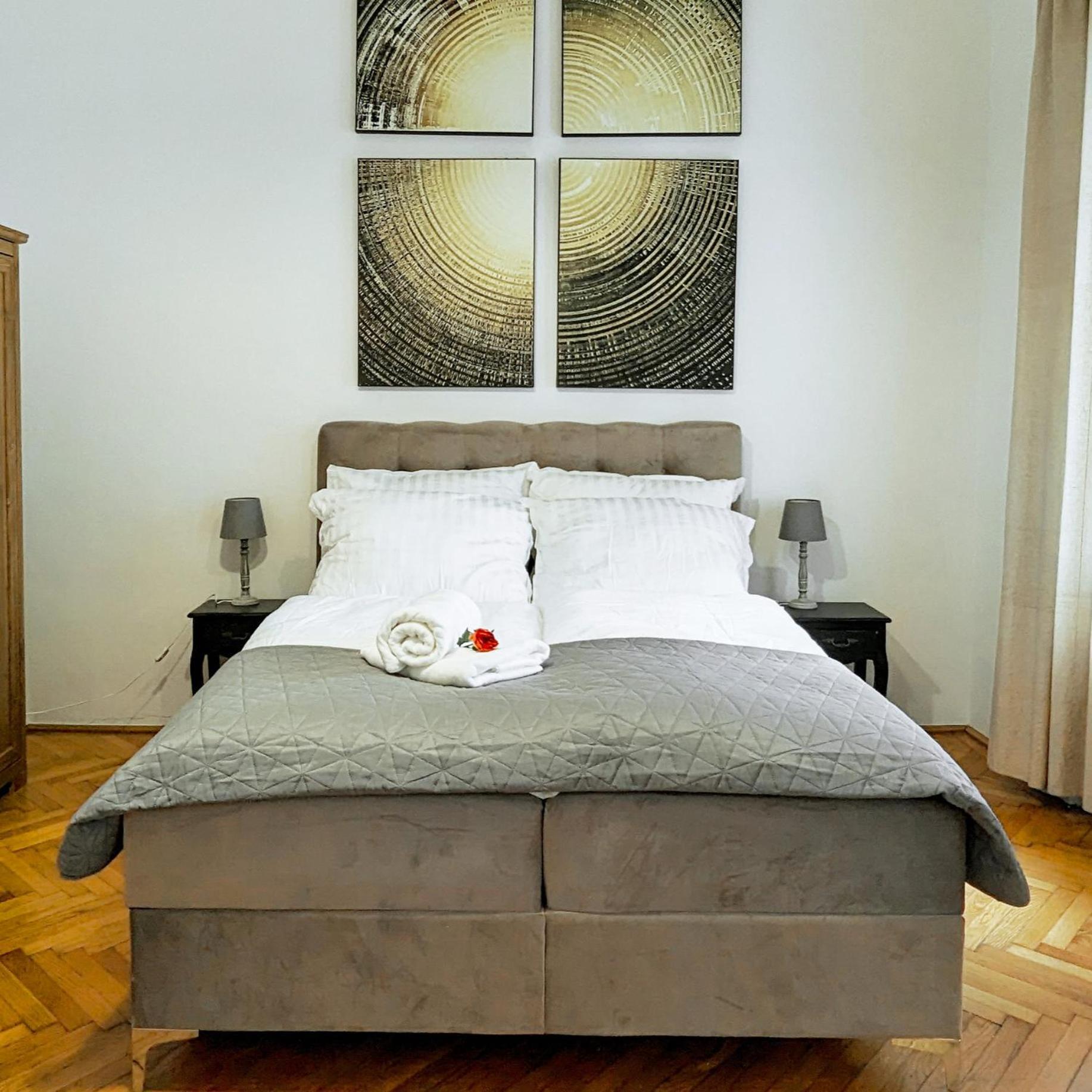 Heart Of The City, Entire Very Big Apartment Budapest Exterior foto